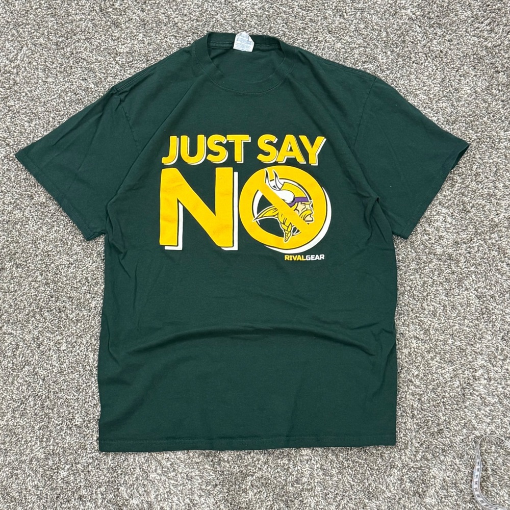 Y2K Green Bay Packers "Just Say No" Minnesota Vikings Anti Fan T-Shirt Mens M